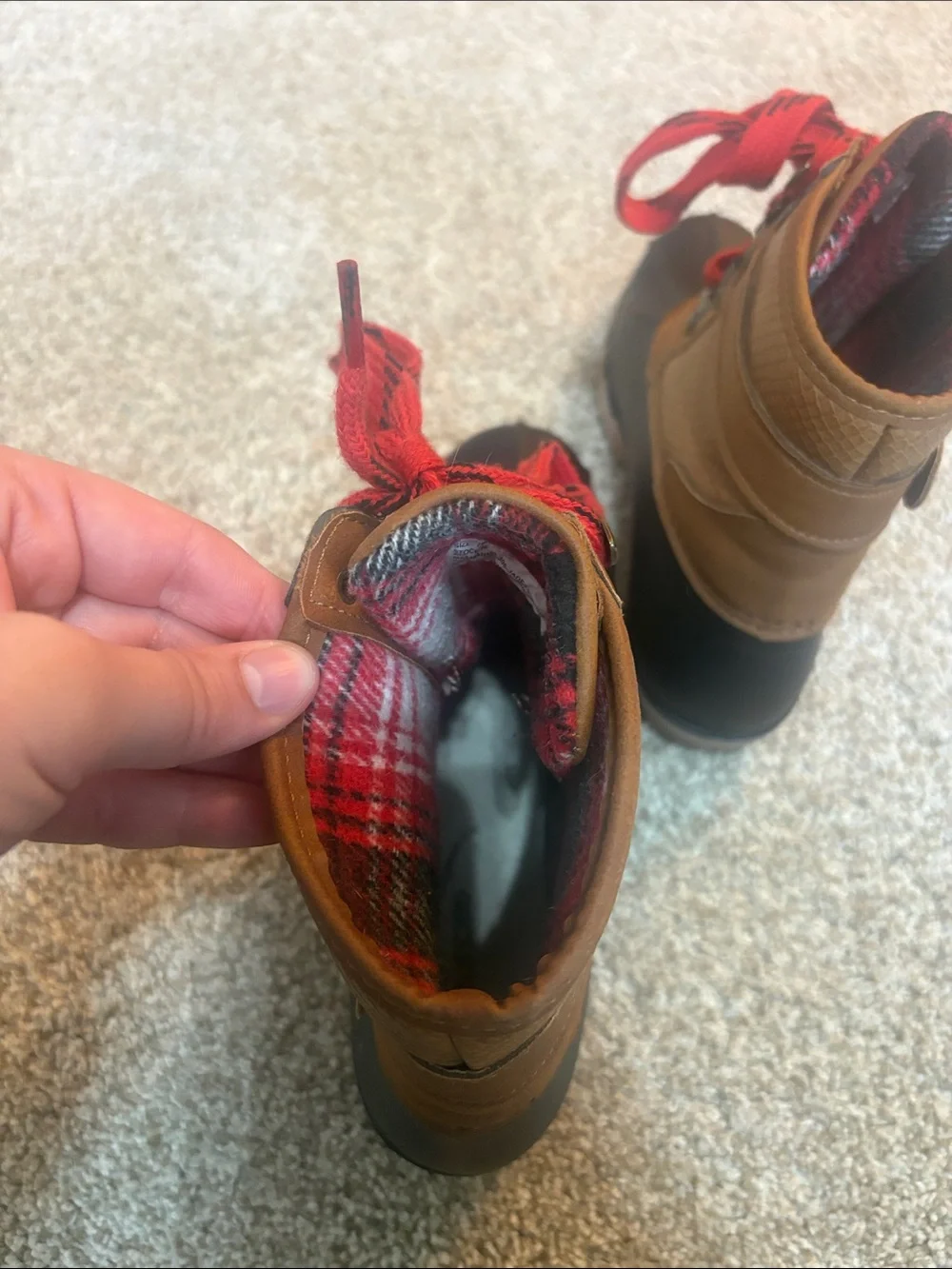 Maurices Size 7 Flannel Line Duck Boots
